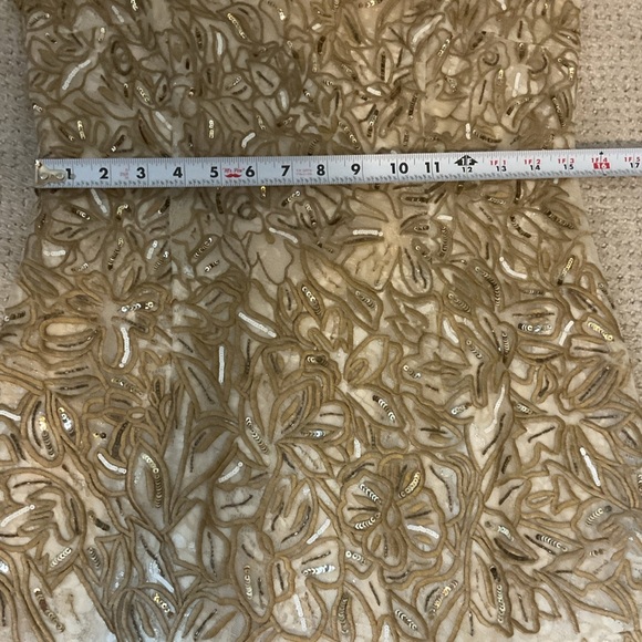 Carolina Herrera Rhinestone Beaded Floral Embellished Sheath Dress Size 6 Gold - Picture 14 of 16